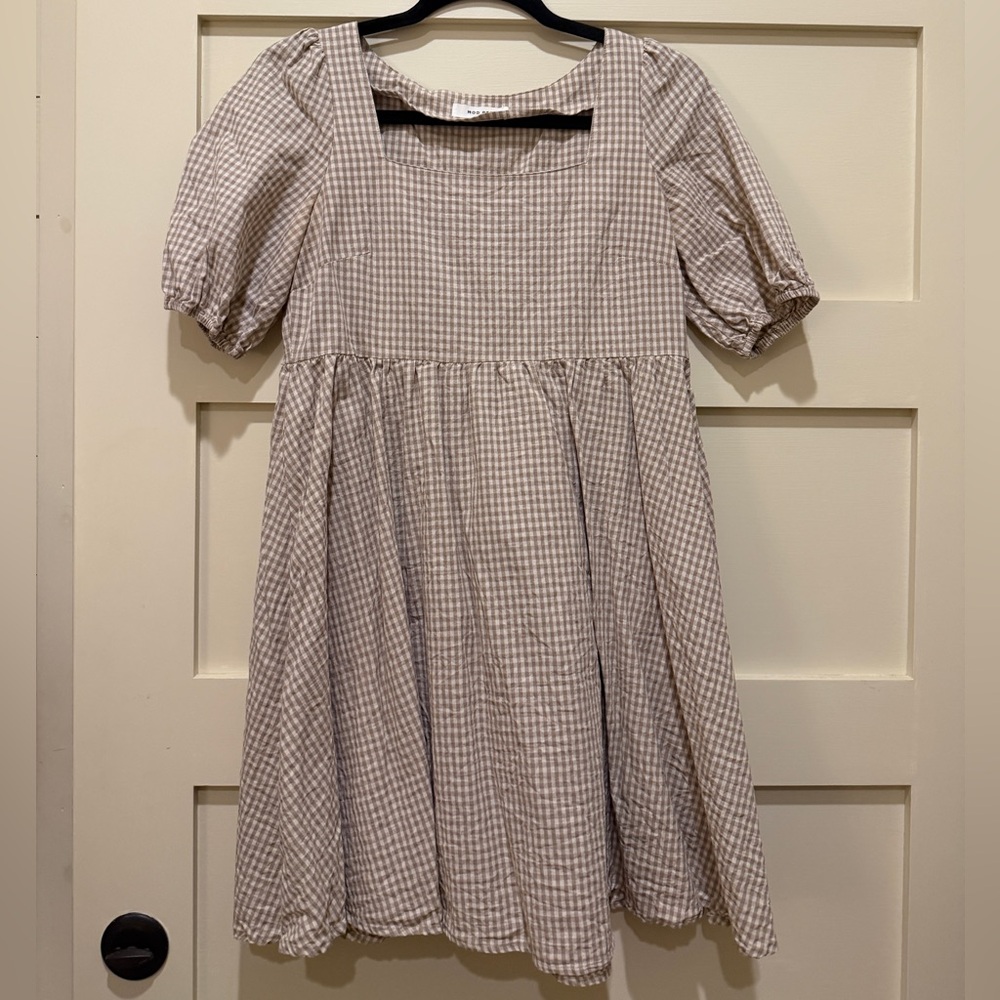 Mod Ref Gingham Puff Sleeve Dress in Gray